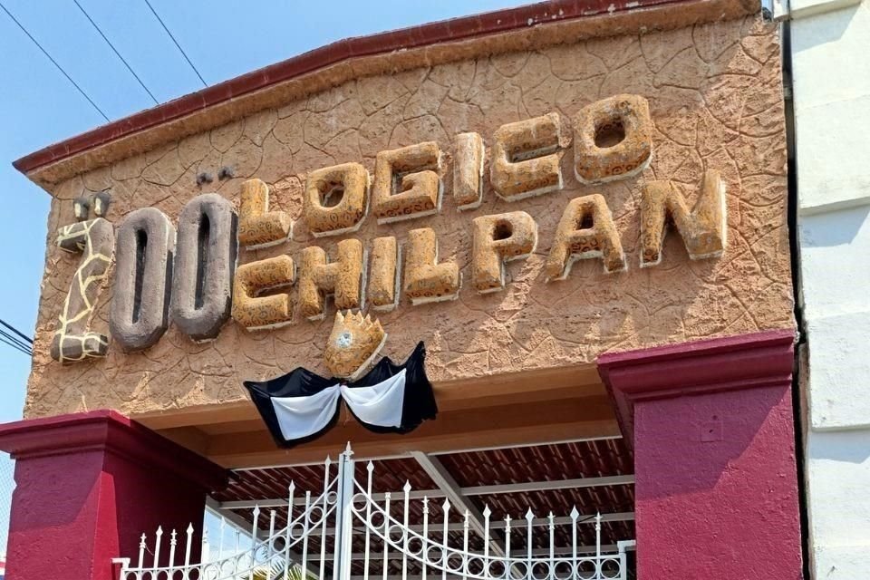 Romel Rodríguez Zavalza, director del Zoológico de Zoochilpan, en Chilpancingo, Guerrero, es acusado de no cumplir con los requerimientos mínimos para estar al frente.