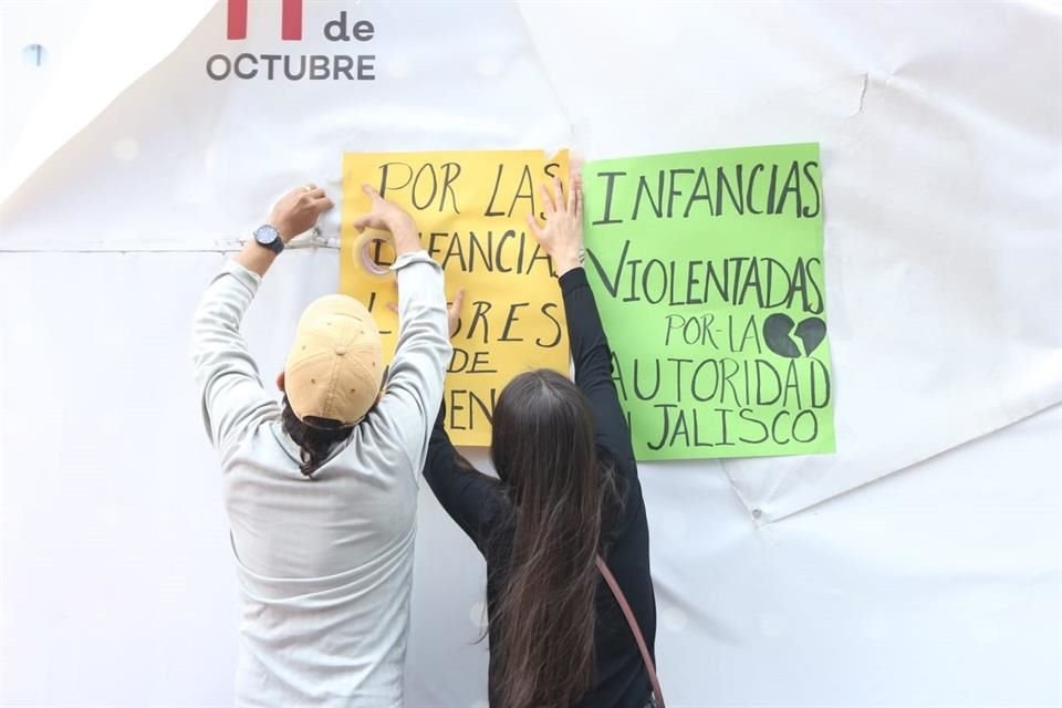 Apuntaron que, de no haber celeridad en la investigaciones, realizarían más manifestaciones.