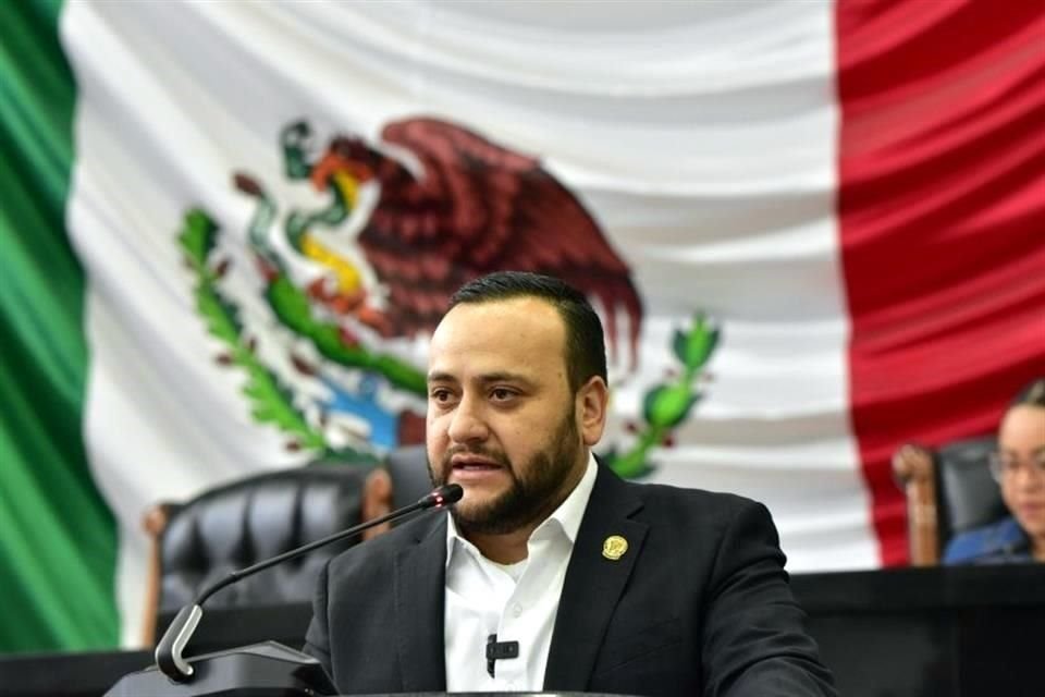 El diputado priista Roberto Medina consideró importante restablecer el subsidio eléctrico a agricultores en Chihuahua para garantizar acceso a alimentos y promover desarrollo equitativo de Chihuahua.