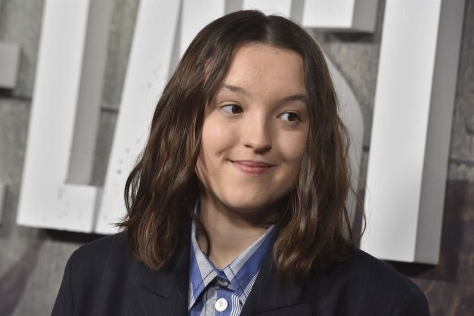 Más de 400 figuras del cine y TV, como Bella Ramsey y Nicola Coughlan, firmaron carta en apoyo a personas trans tras fallo en Reino Unido.
