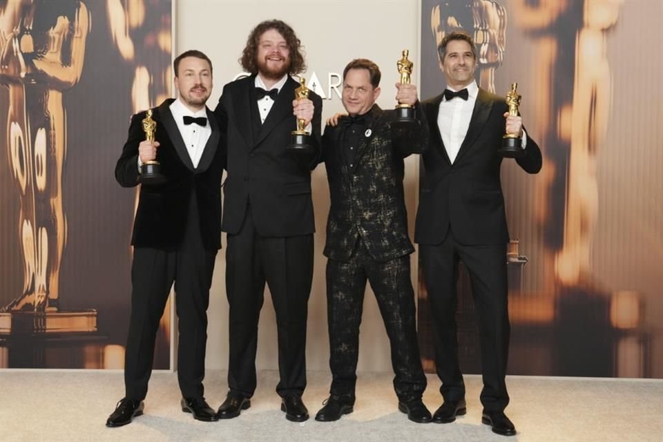 Gints Zilbalodis, director de 'Flow', presentará su película en el Zócalo de CDMX tras ganar el Óscar, celebrando su éxito en México.