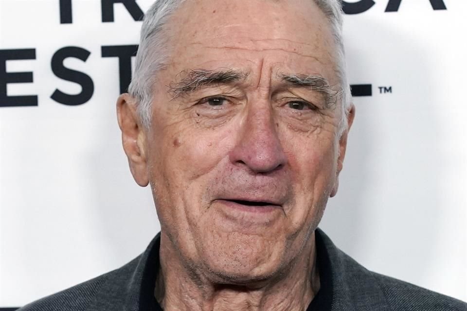 Robert De Niro aseguró que ama y apoya plenamente a su hija Airyn, quien esta semana se declaró transgénero.