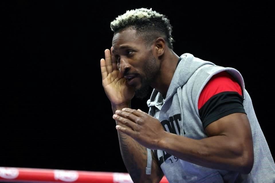 William Scull dijo que quiere ver si Saúl 'Canelo' Álvarez puede noquearlo.