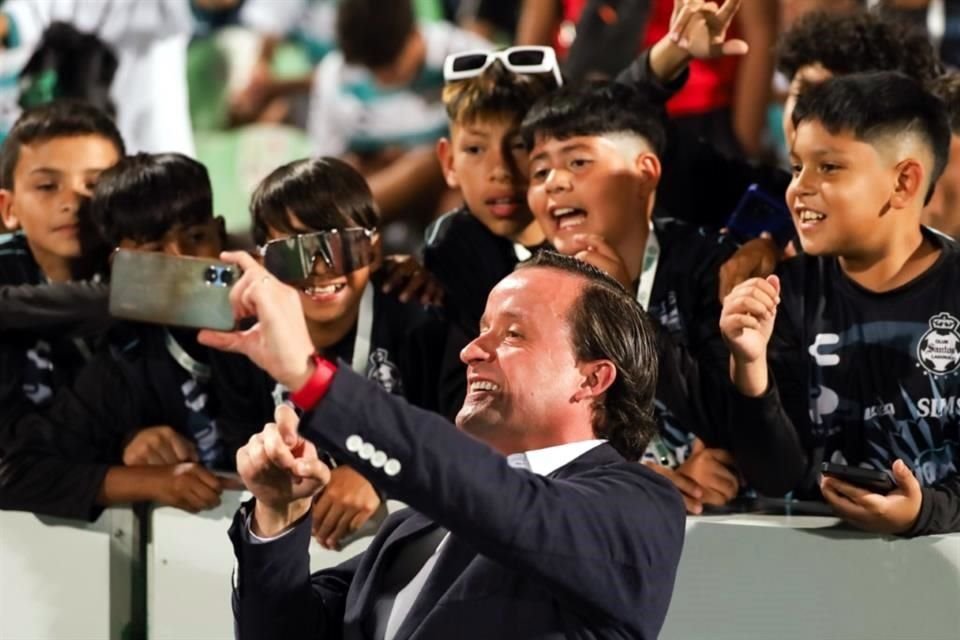 Mikel Arriola estuvo presente en la presentación.