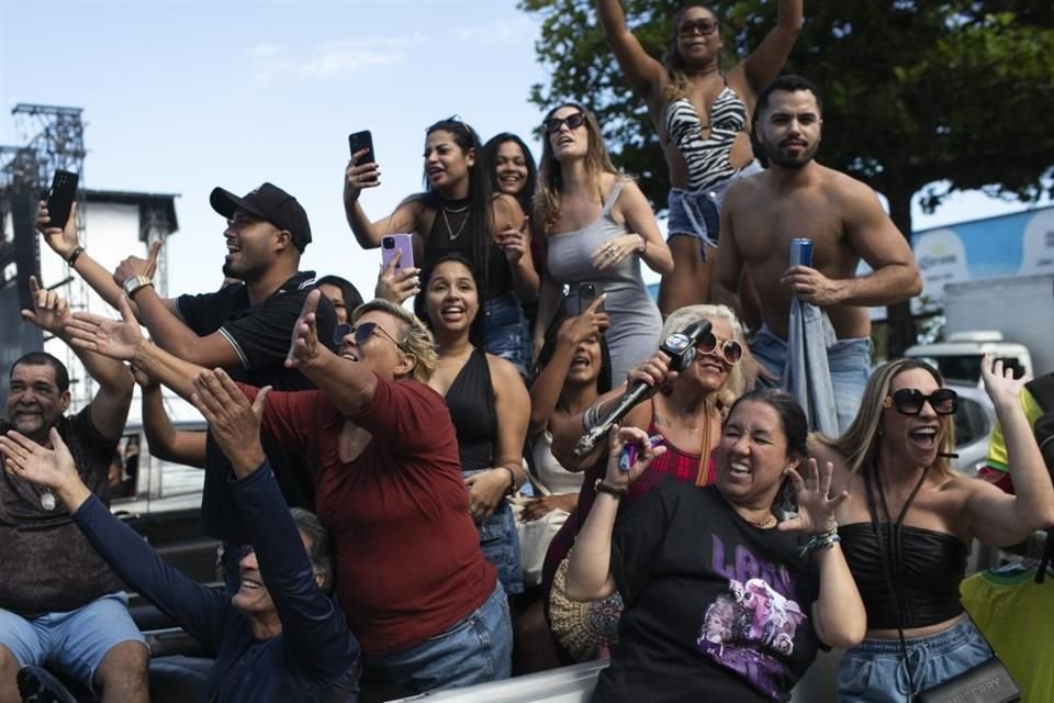 La alcaldía de Río, ciudad acostumbrada a recibir multitudes durante su famoso carnaval, espera un público de 1,6 millones de personas.