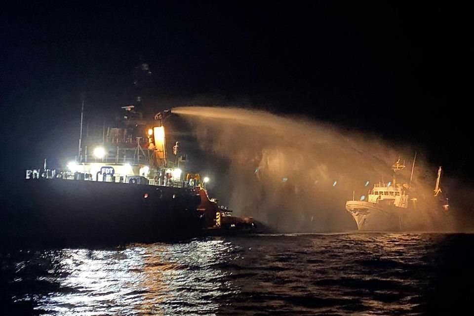 Un barco con ayuda humanitaria y activistas que se dirigía a Gaza fue bombardeado por drones en aguas internacionales frente a Malta.