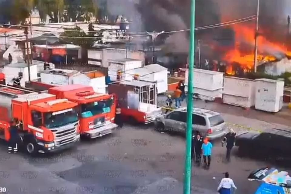 Como medida de prevención se evacuaron a 100 personas.