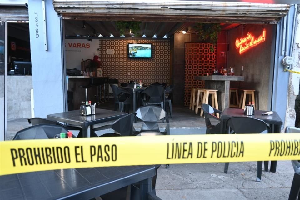 Una posible privación de la libertad de dos personas ocurrió esta tarde en un restaurante en el Fraccionamiento Jardines Vallarta.