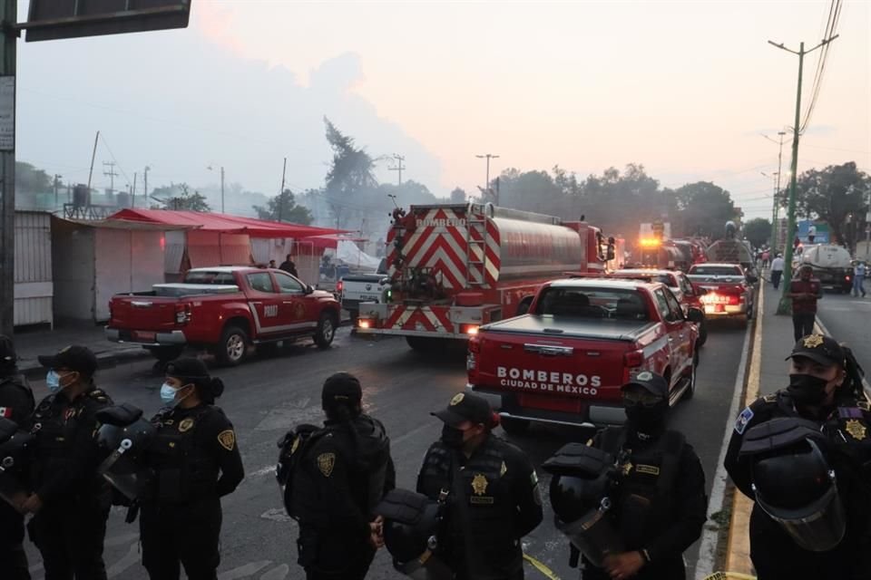 Según autoridades, la afectación ocupa unos 700 metros cuadrados.