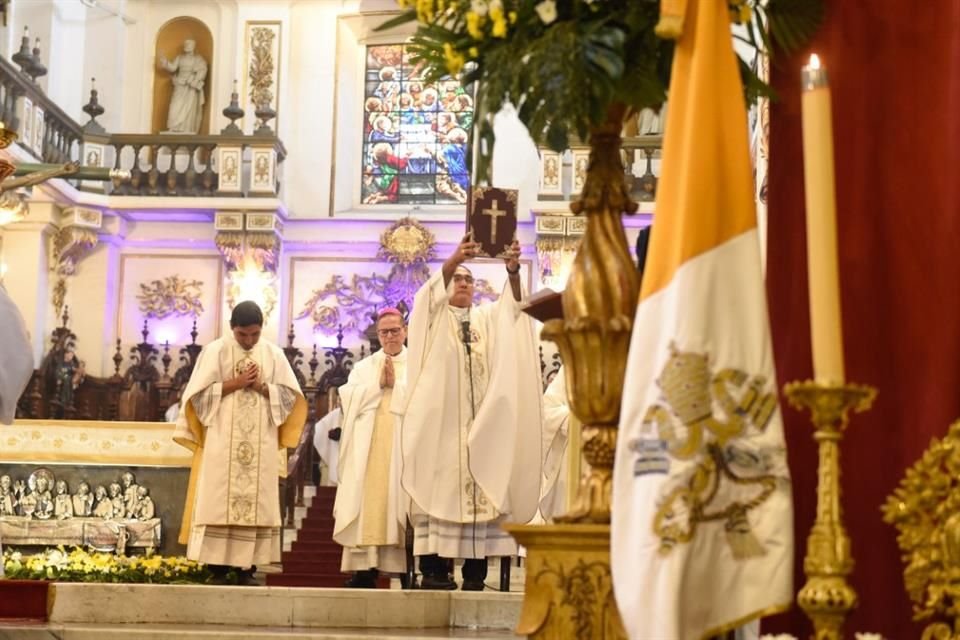 Exequias diocesanas por el papa Francisco.