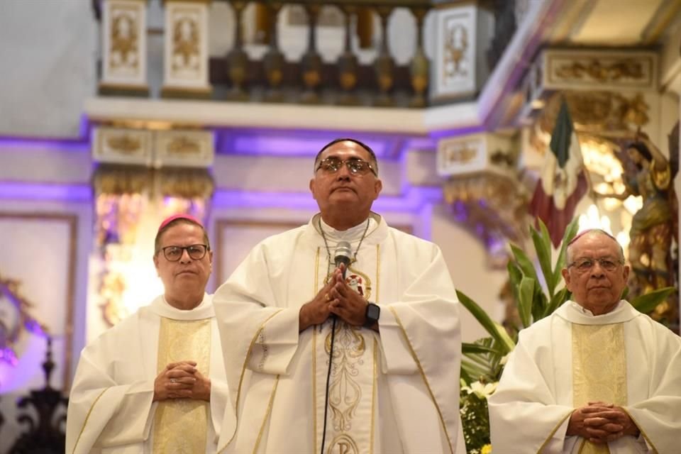 Exequias diocesanas por el papa Francisco.