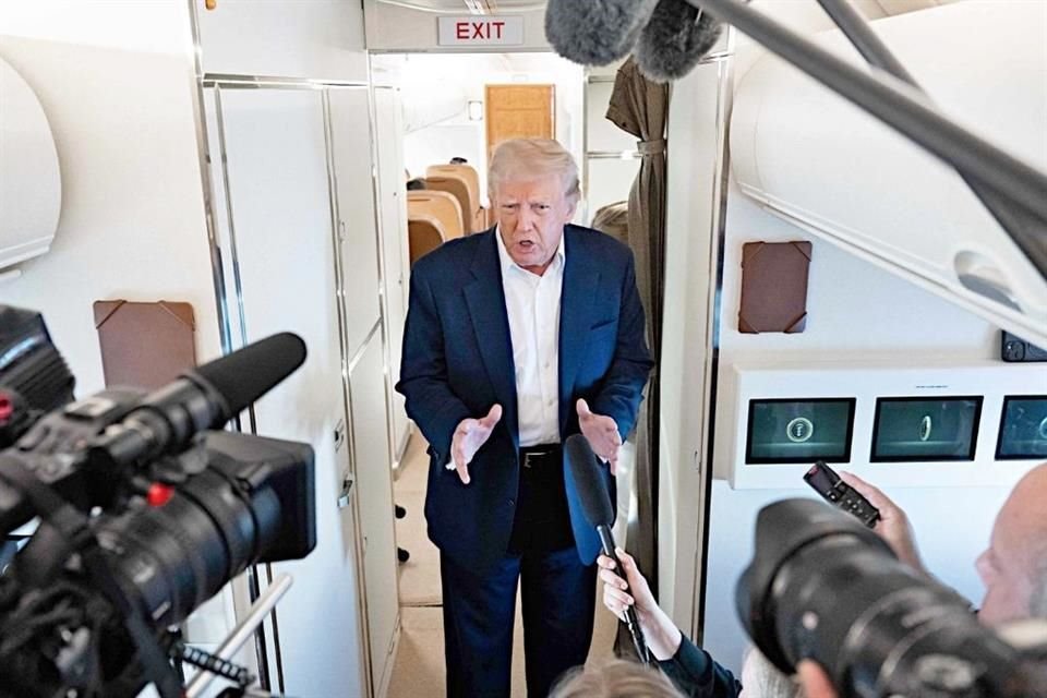 Trump, Sheinbaum'un kartellerden o kadar korktuğunu, bu yüzden sağlıklı düşünemediğini ve bu nedenle ülkeye ABD askeri göndermeyi reddettiğini söyledi.