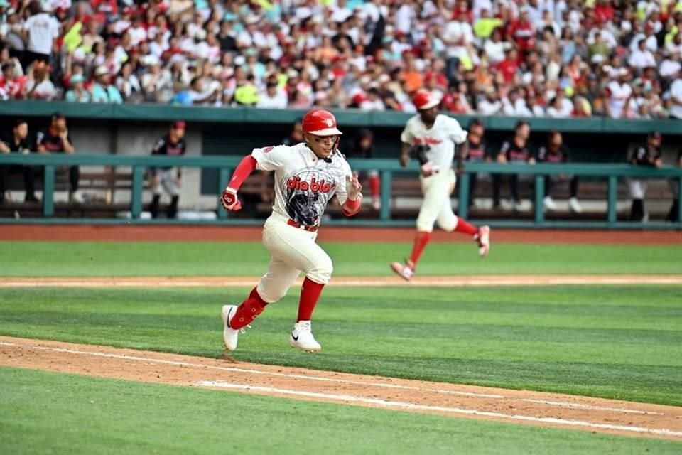 Los Diablos Rojos no pudieron extender su racha de victorias en la LMB y cayeron en una batalla espacial ante los Guerreros.