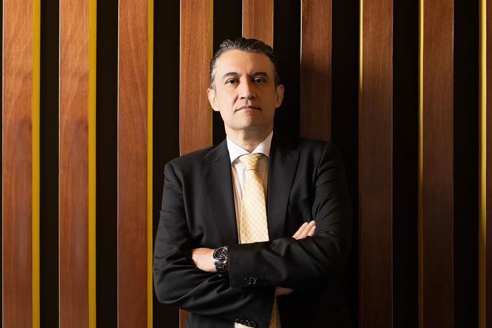 Julio Escandón, CEO de Banco Base.