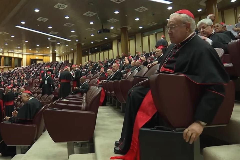 El Cardenal Francisco Robles Ortega es uno de los 133 Cardenales que elegirán al nuevo Papa de la Iglesia católica, pero que también tiene derecho a ser electo.