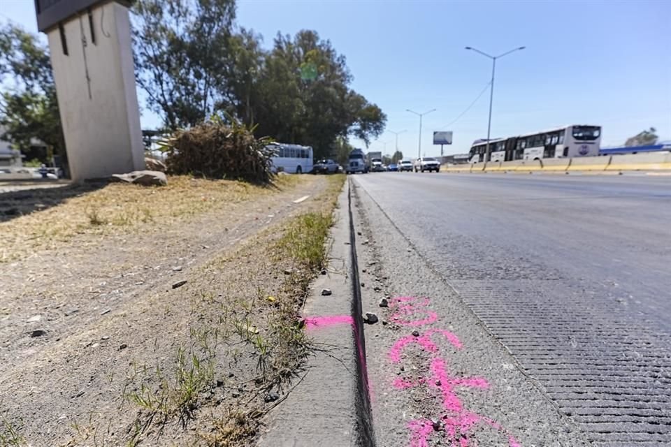 Los carriles laterales de Periférico,Sur, de Santa María Tequepexpan hasta la avenida Adolf Horn, serán intervenidos con ciclovía, banquetas, iluminación...