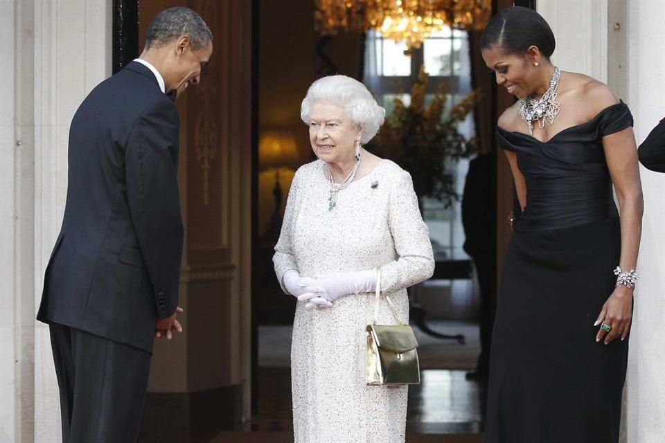 Michelle está casada con el ex presidente estadounidense Barack Obama desde 1992 y tiene dos hijas con él: Malia, de 26 años, y Sasha, de 23.