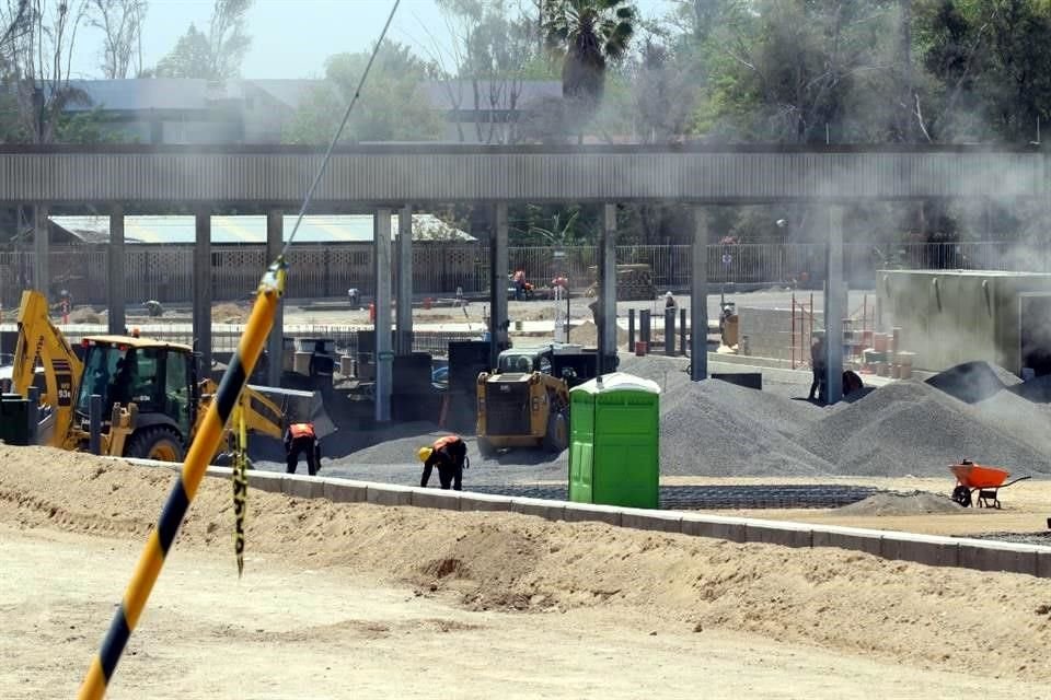 Las obras de la tienda llevan un 80 por ciento de avance.