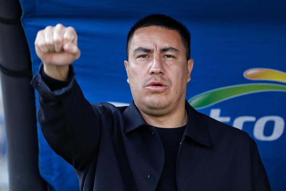 El técnico Efraín Juárez recibió la confianza de la alta cúpula universitaria.