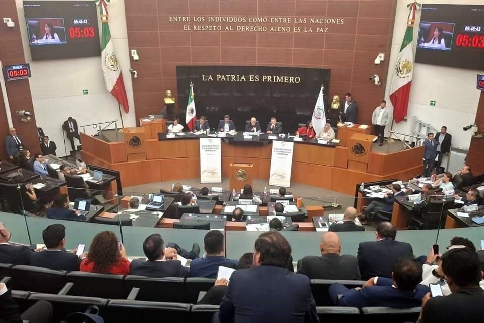 Ante críticas a ley telecom, el Senado arrancó foros para escuchar a involucrados.
