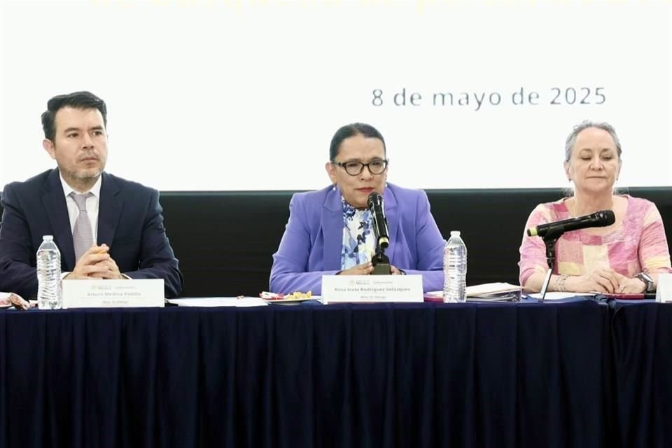 'Yo les pido a los servidores públicos que están el día de hoy aquí, que nos ayuden a la atención, porque de todas maneras yo tendré que llevar un reporte a la Presidenta', dijo la Secretaria.