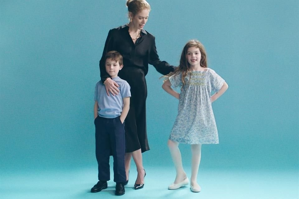 Tiffany & Co. celebra el Día de las Madres con 'Fuerte como Mamá', una emotiva campaña protagonizada por sus colaboradoras y sus hijos.
