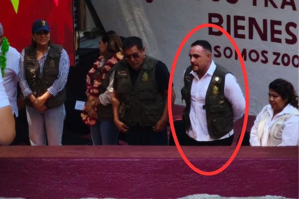 En el evento, en el que no se permitió el ingreso a la prensa, Rommel Rodrríguez recibió el apoyo de la Gobernadora de Guerrero, Evelyn Salgado, y su padre, el Senador Félix Salgado.