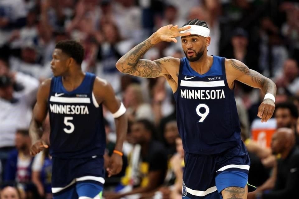 Minnesota aprovechó la ausencia de Stephen Curry y apaleó a los Warriors.