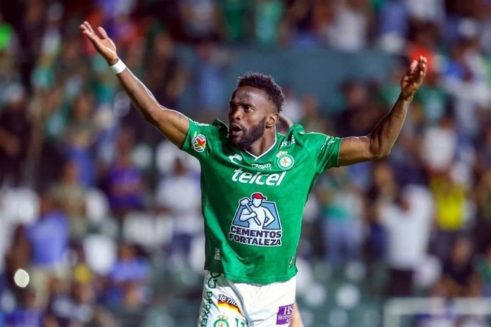 John Mendoza fue quien asistió a Moreno para el segundo tanto del cuadro local.