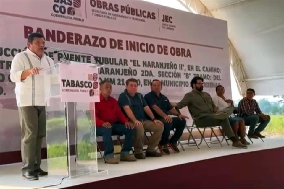 'La gente sabe distinguir entre quienes dicen la verdad y quienes quieren manipular al pueblo', dijo el morenista.