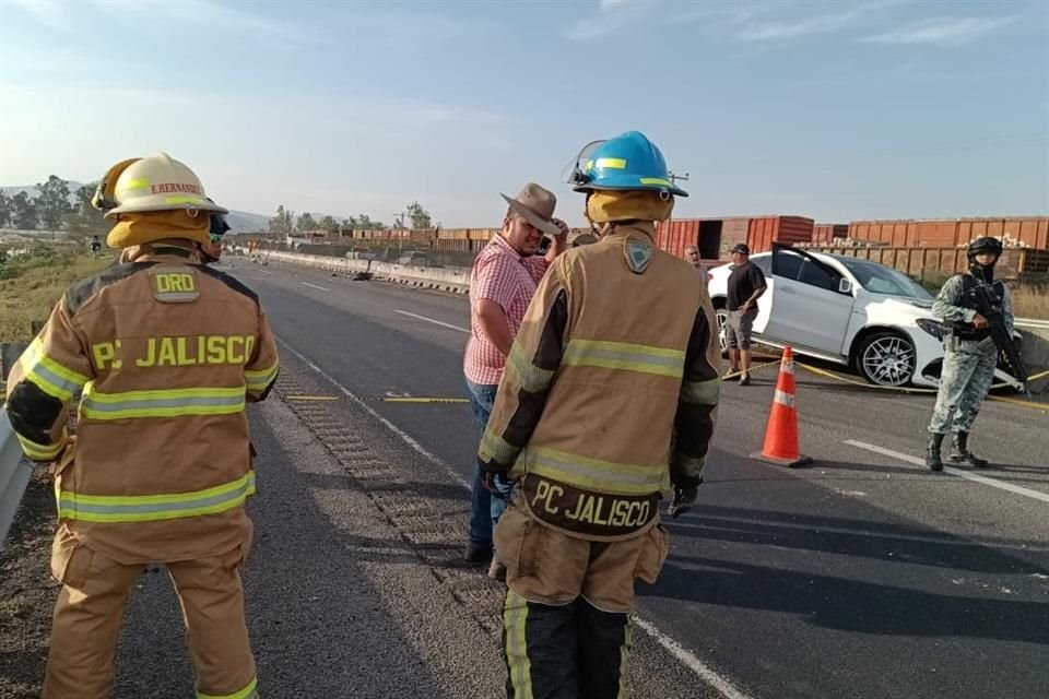 Cierre de la Autopista Guadalajara a Colima.