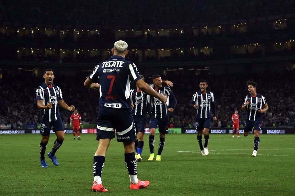 El cuadro albiazul venció 3-2 a los Diablos Rojos en los Cuartos de ida el miércoles en el 'Gigante de Acero'.