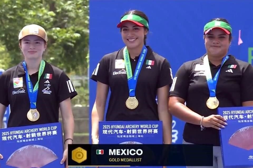 Andrea Becerra, Adriana Castillo y Mariana Bernal replicaron el Oro para México en el arco compuesto por equipos de la rama femenil en la Copa del Mundo.