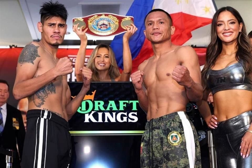 Emanuel Navarrete tuvo que subirse cinco veces a la báscula para dar las 130 libras y defenderá su título ante el filipino Charly Suárez.