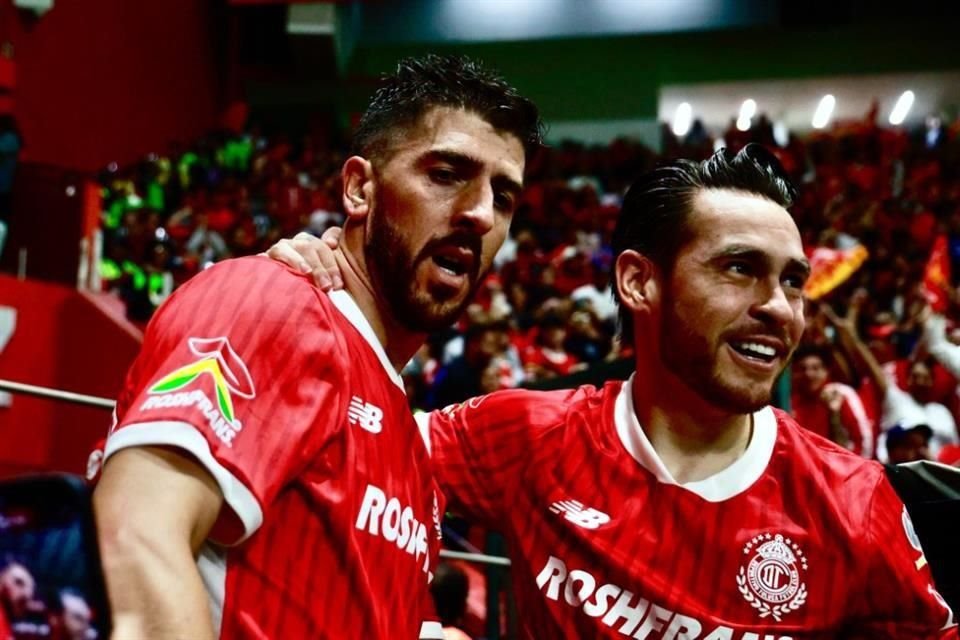 Paulinho anotó su primer gol en Liguilla.