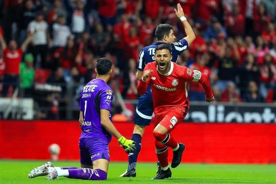 Alexis Vega puso al frente a los Diablos, luego de un gol con una gran jugada individual.