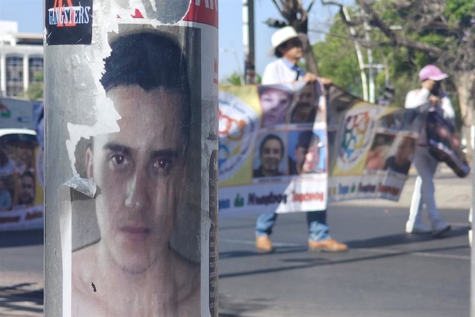 La protesta avanzó por Avenida Chapultepec.