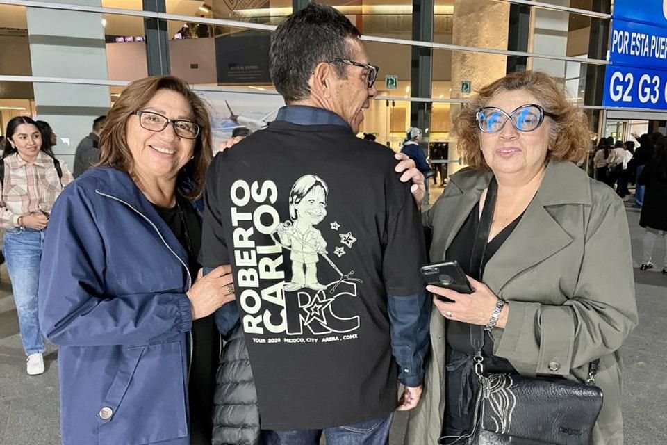 Fans de todas las edades acudieron al show.