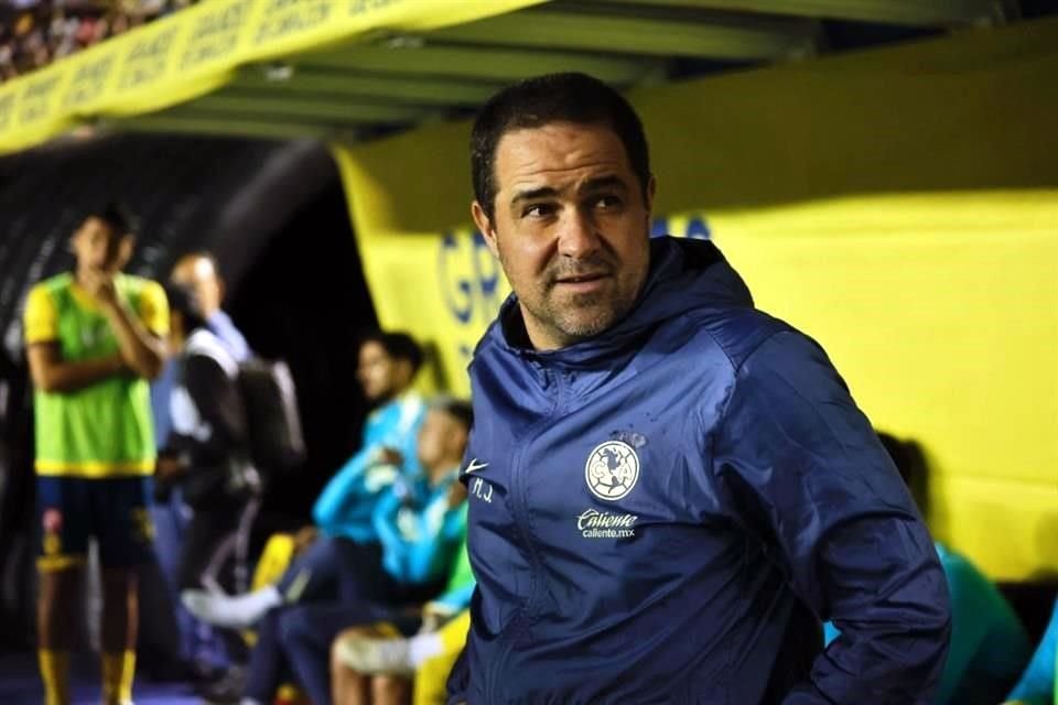 Jardine se va satisfecho con su equipo.