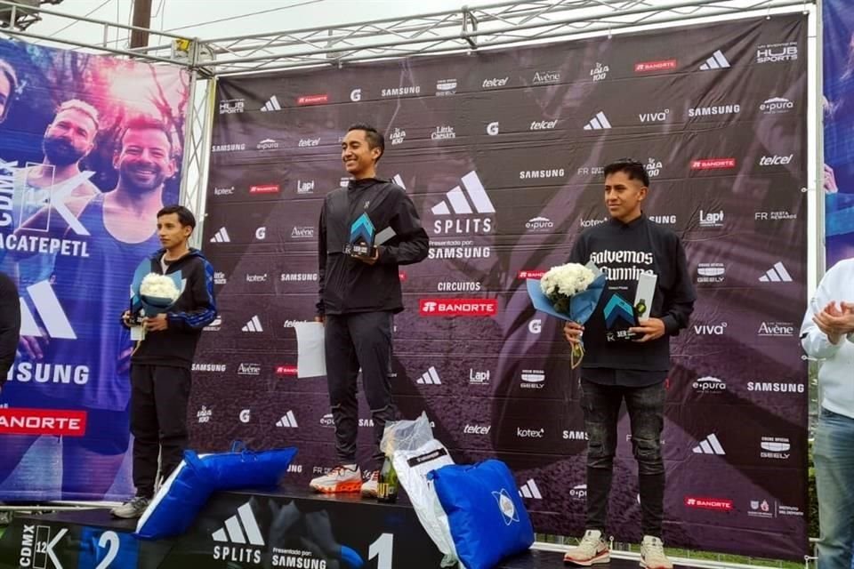 Emmanuel Ángel Reyes Montes completó el recorrido en 38 minutos y 7 segundos.