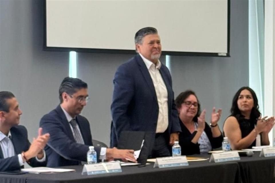 Sesión en la Auditoría Superior del Estado.