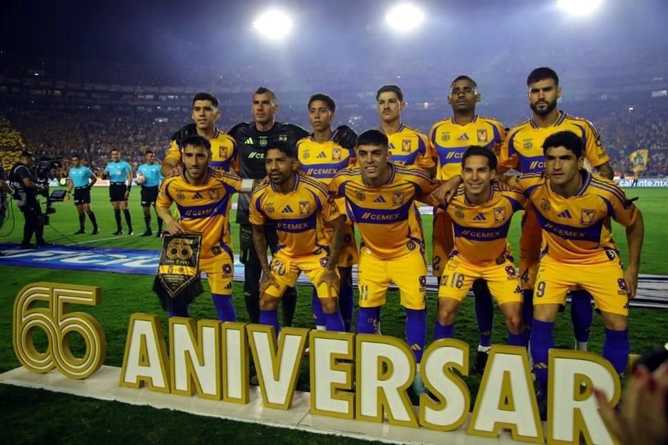 Los 11 que iniciaron por Tigres.