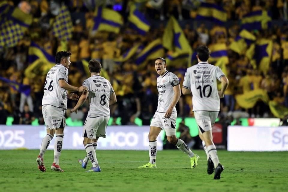 Los hidrocálidos le pusieron drama a la noche con un golazo de Agustín Palavecino.