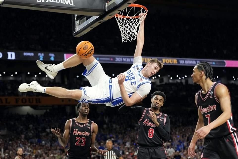 Cooper Flagg podría terminar con los Mavs.