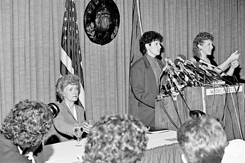 En 1988, comunidad de la Universidad Gallaudet, especializada para estudiantes con impedimentos auditivos, batalló por días luego de la imposición de una rectora oyente.