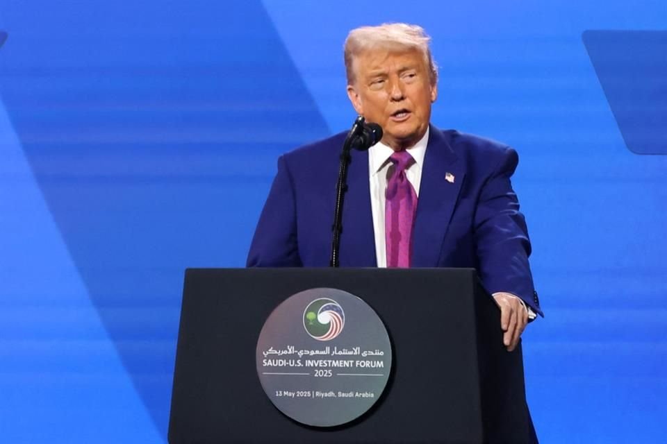 El Presidente Donald Trump durante una reunión en Riyadh, el 13 de mayo del 2025.