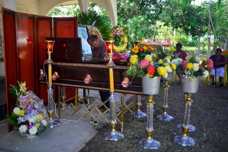 Yesenia Lara era candidata a la Presidencia Municipal de Texistepec por Morena. El pasado domingo fue asesinada por sujetos armados mientras se encontraba en un acto de campaña.