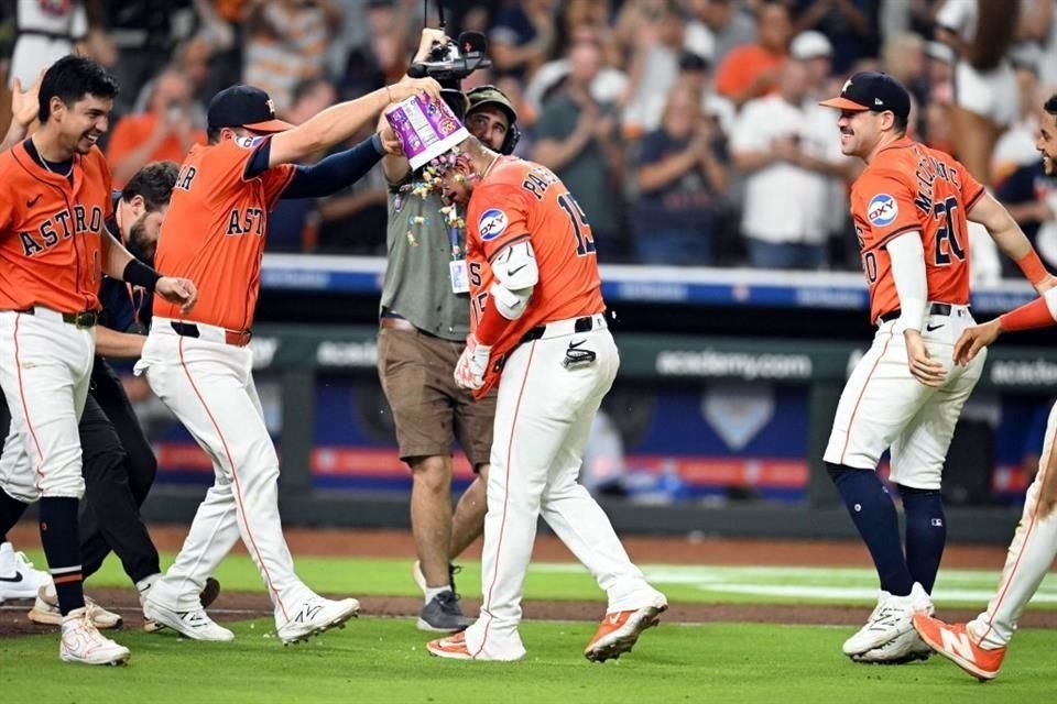 Isaac Paredes le dio el triunfo a su equipo con un jonrón.