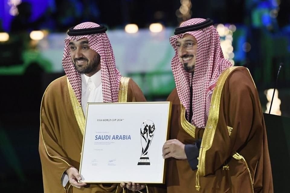 Human Rights Watch publicó un informe sobre los trabajadores muertos que han dejado los megaproyectos para el Mundial de Arabia Saudita 2034.