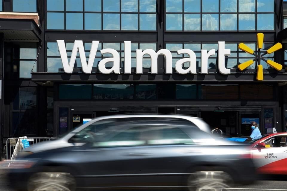 El movimiento de Walmart se produce en un momento en que los transportistas tradicionales se enfrentan a otra temporada navideña caótica que, al igual que el año pasado, les hará luchar con más paquetes de los que pueden entregar.